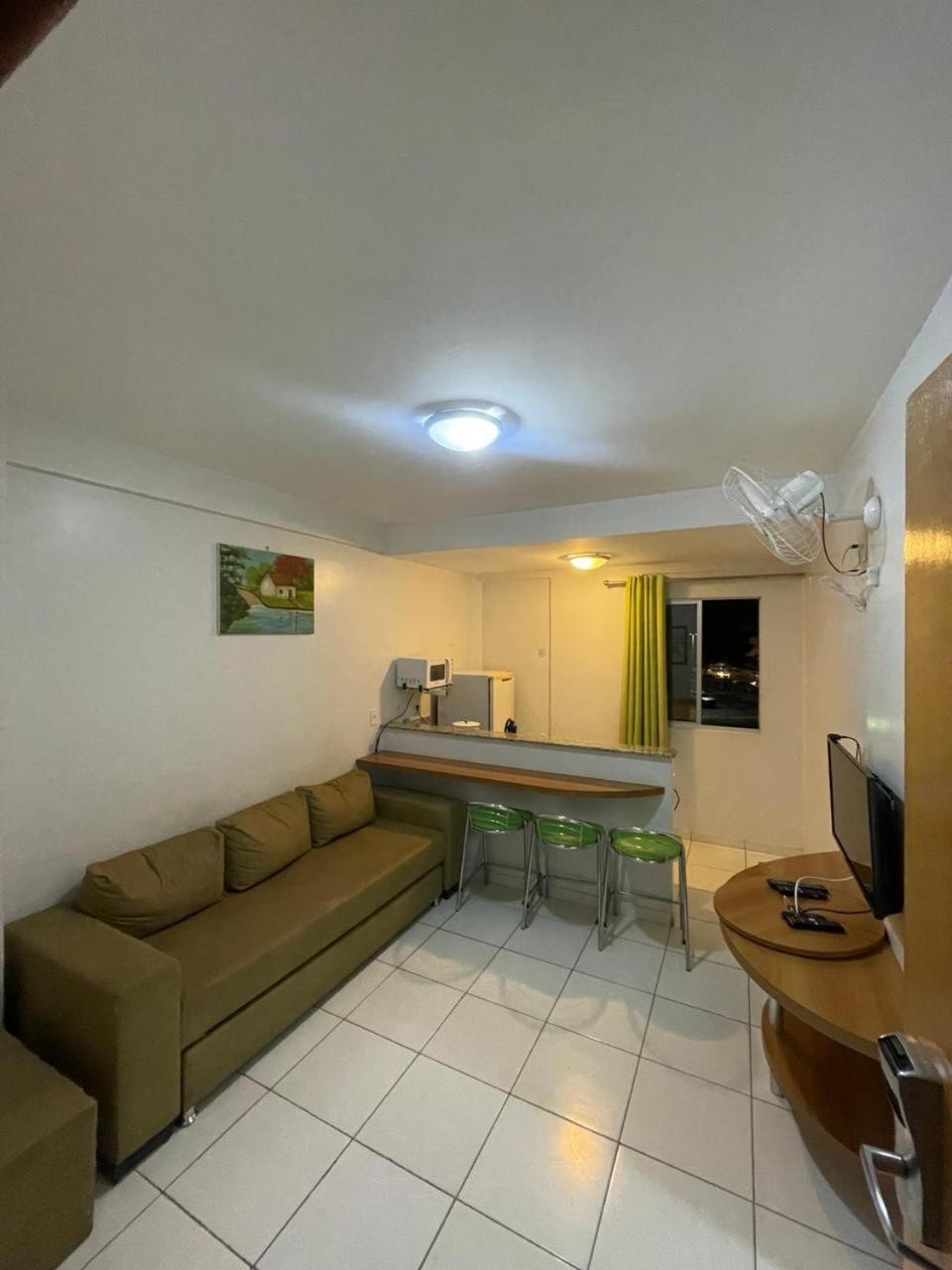 Flat Golden Dolphin Grand Hotel - Quarto E Sala Com Roupa De Cama E Banho - Piscinas 24H Caldas Novas Exterior photo